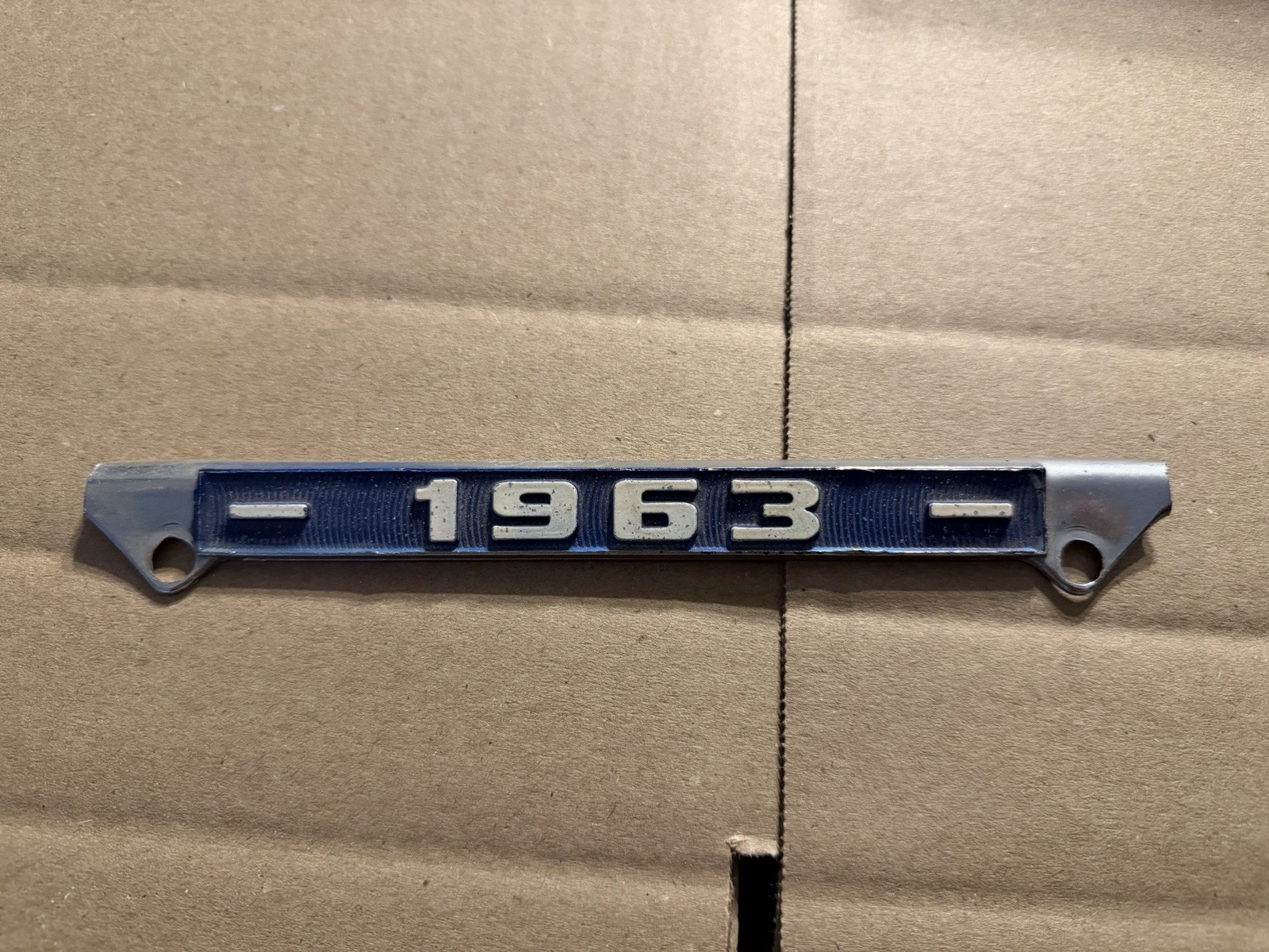 1963 Ford Booster License Plate Frame Piece Fairlane F100 Falcon Galaxie METAL 1963 Ford Booster License Plate Frame Piece Fairlane F100 Falcon Galaxie METAL