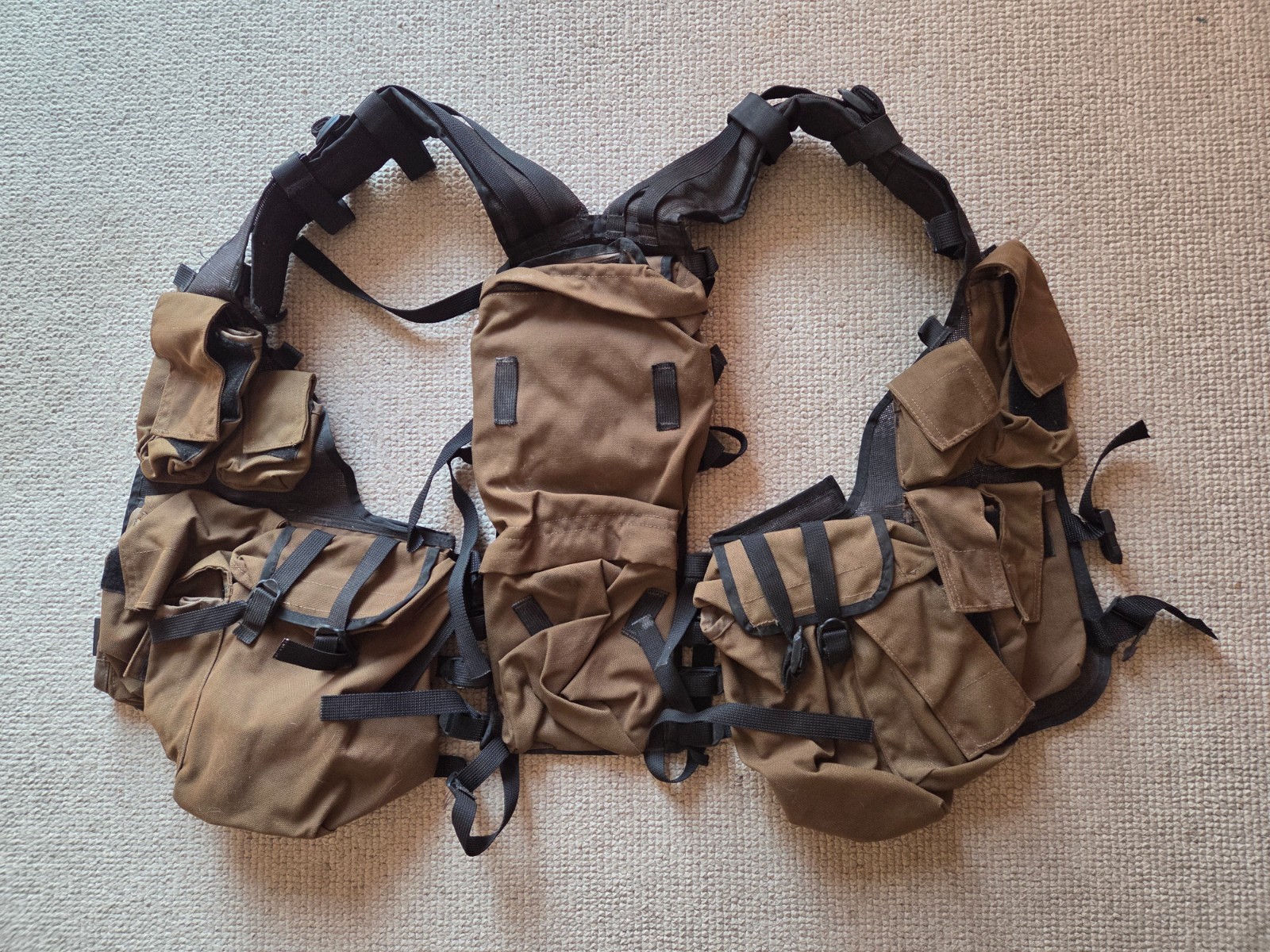 Original South African SADF Army Pattern 83 Battle Jacket Webbing Original South African SADF Army Pattern 83 Battle Jacket Webbing