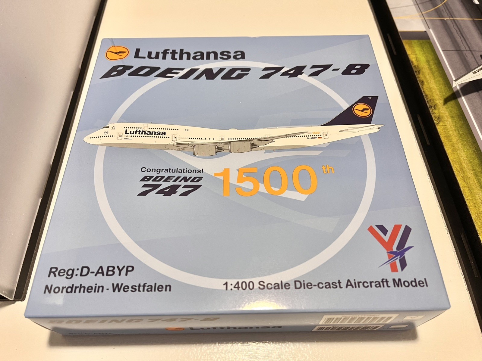 HX Models 1:400 Lufthansa Boeing 747-8i D-ABYP “1500th 747” HX Models 1:400 Lufthansa Boeing 747-8i D-ABYP “1500th 747”