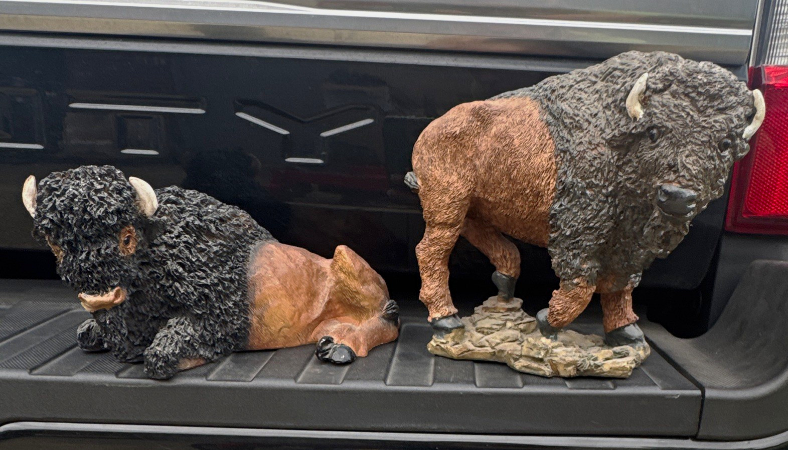 2pc Buffalo/Bison Figurine Pair Set - Standing and Lying Down Statues 2pc Buffalo/Bison Figurine Pair Set - Standing and Lying Down Statues