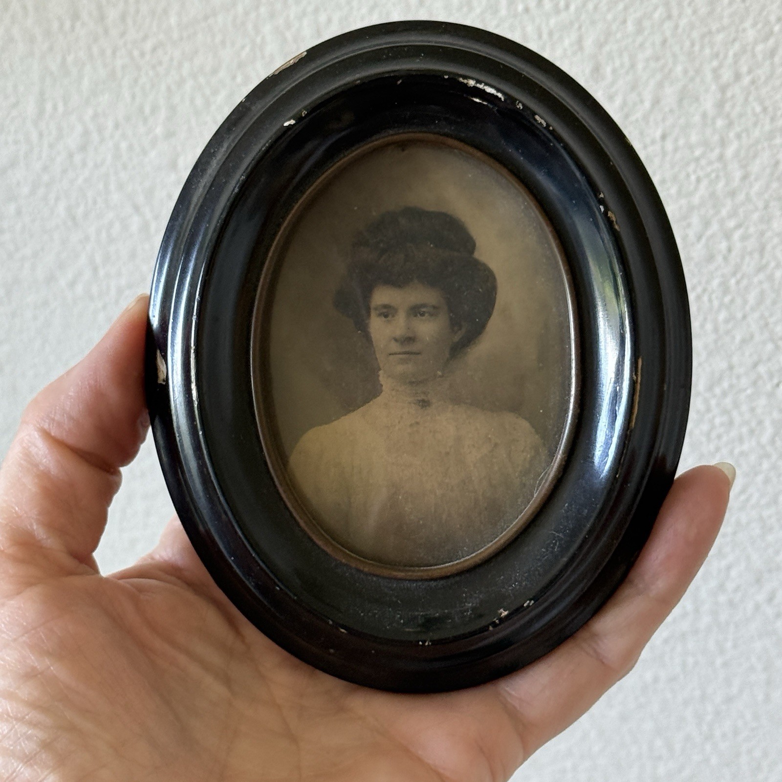 Antique Woman Portrait Photograph Oval Black Frame Victorian Edwardian Style