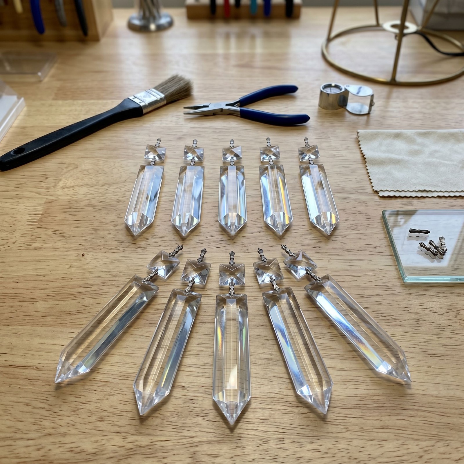10 PCS, CRYSTAL CHANDELIER PRISM VINTAGE CHANDELIER LAMP PARTS, H: 4.5 10 PCS, CRYSTAL CHANDELIER PRISM VINTAGE CHANDELIER LAMP PARTS, H: 4.5