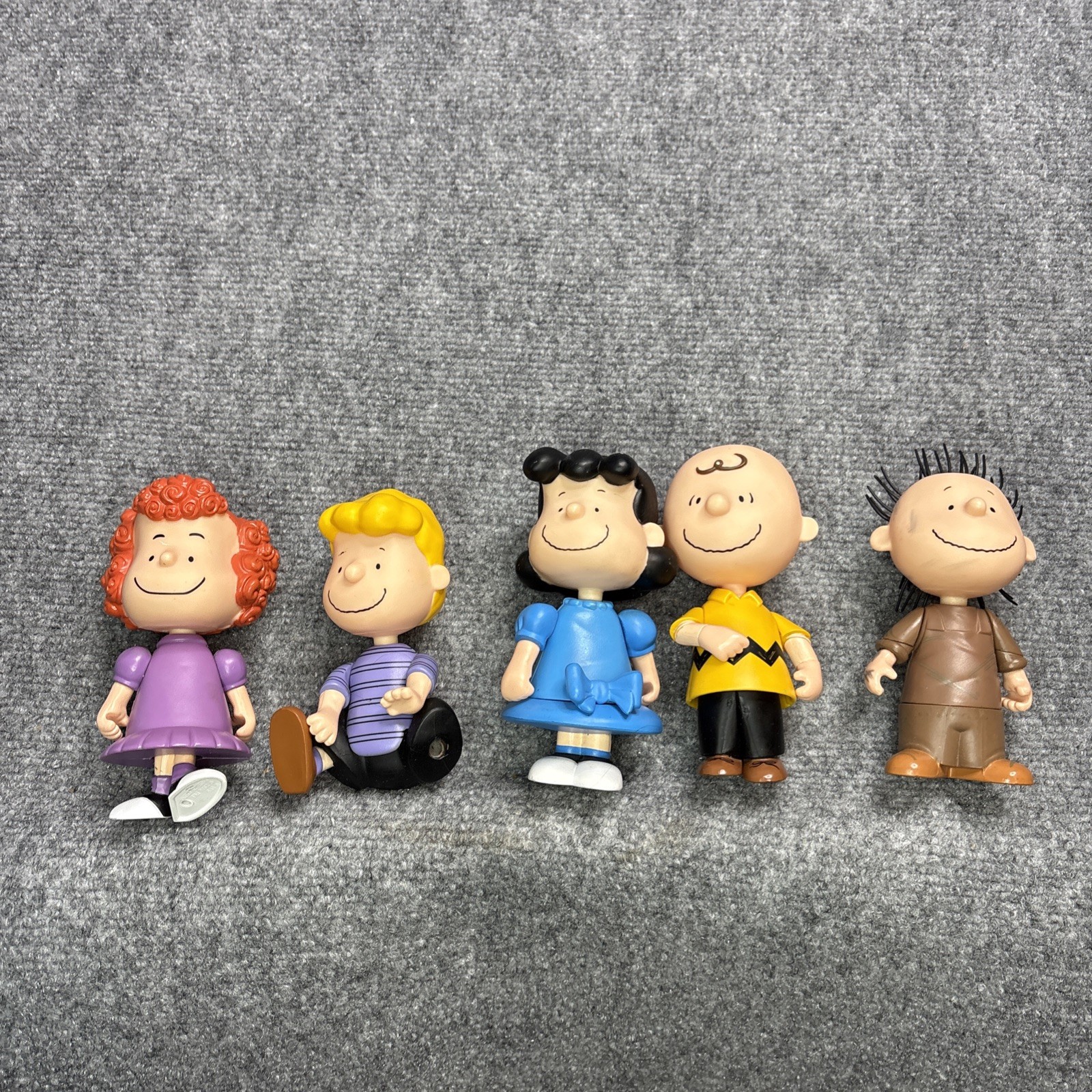 Rare Peanuts Christmas 5.5 Rare Peanuts Christmas 5.5