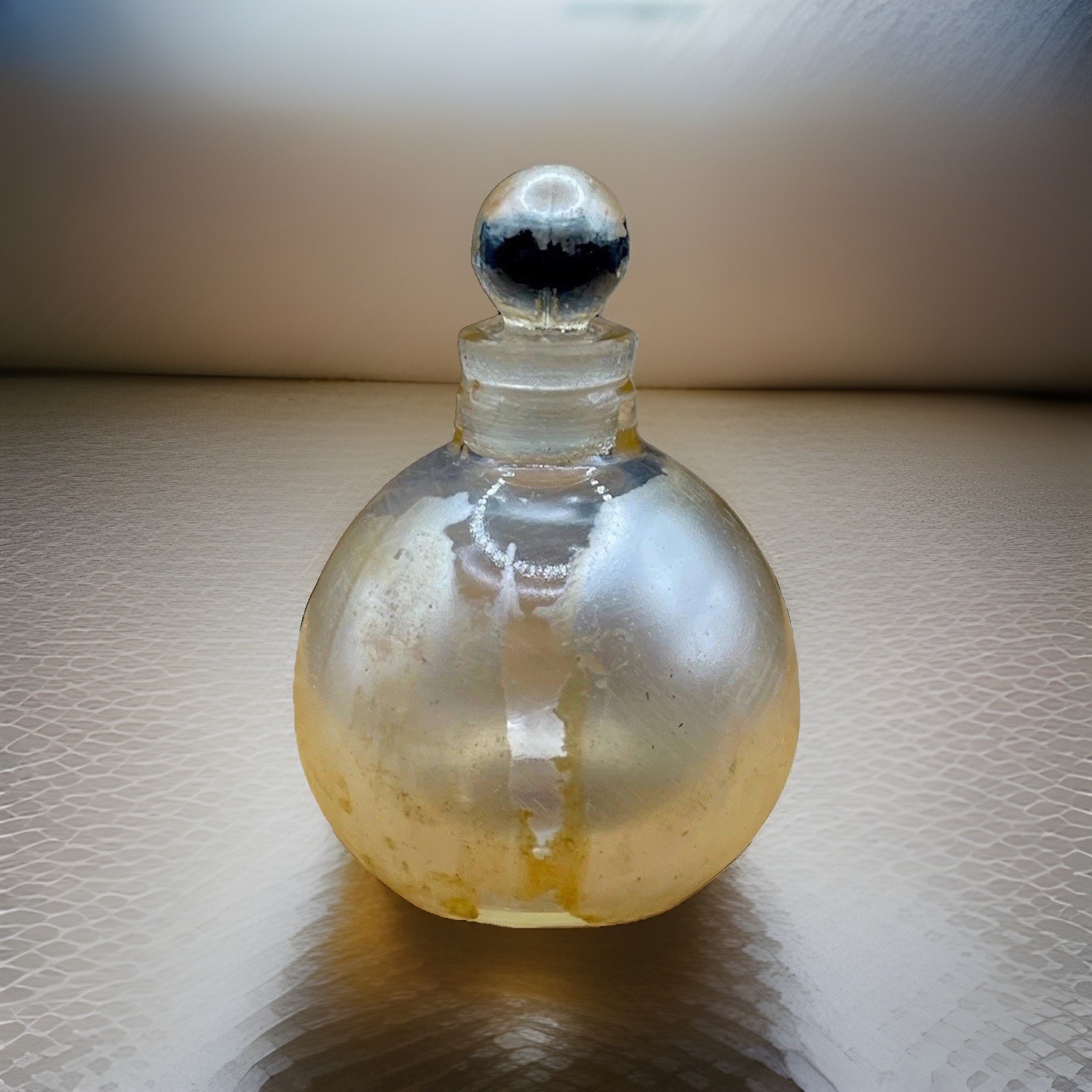 Extremely Rare 1926 Le Gardénia d'Isabey Miniature Perfume Bottle