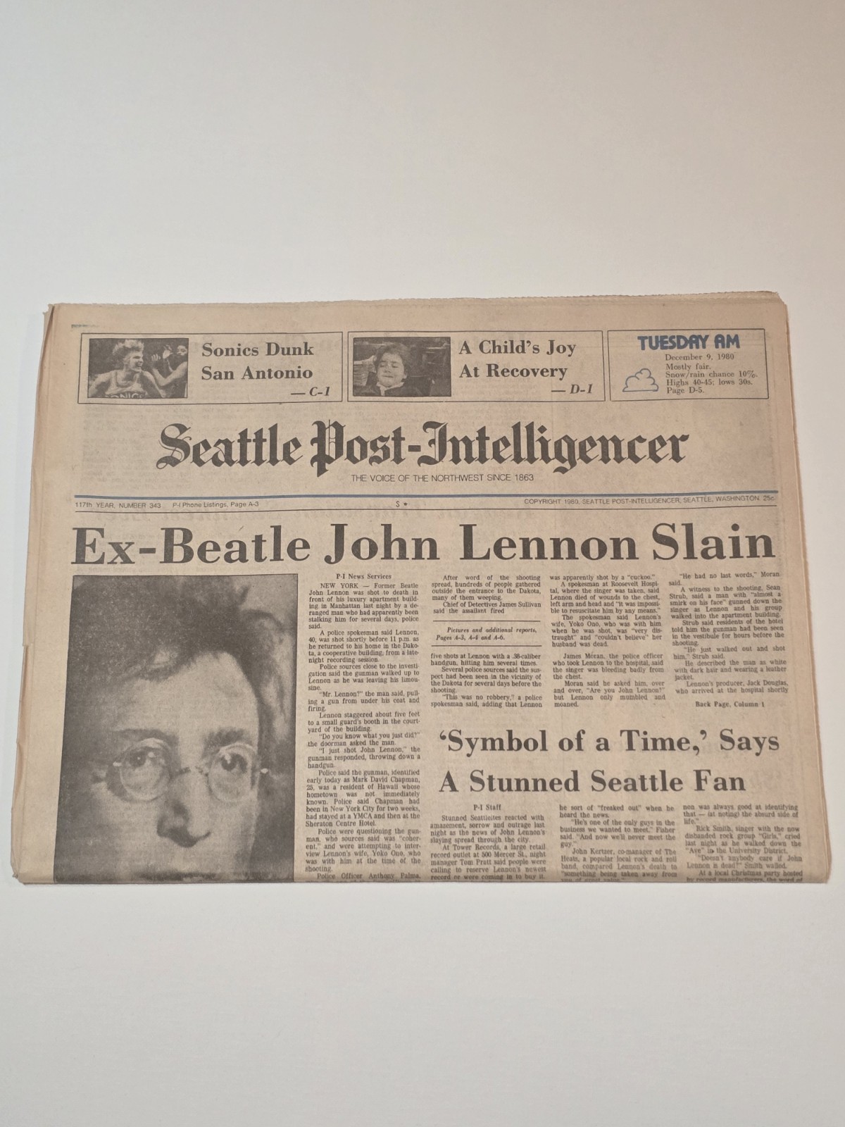  Seattle Post Intelligencer John Lennon Slain. Never Read, Great Condition. 