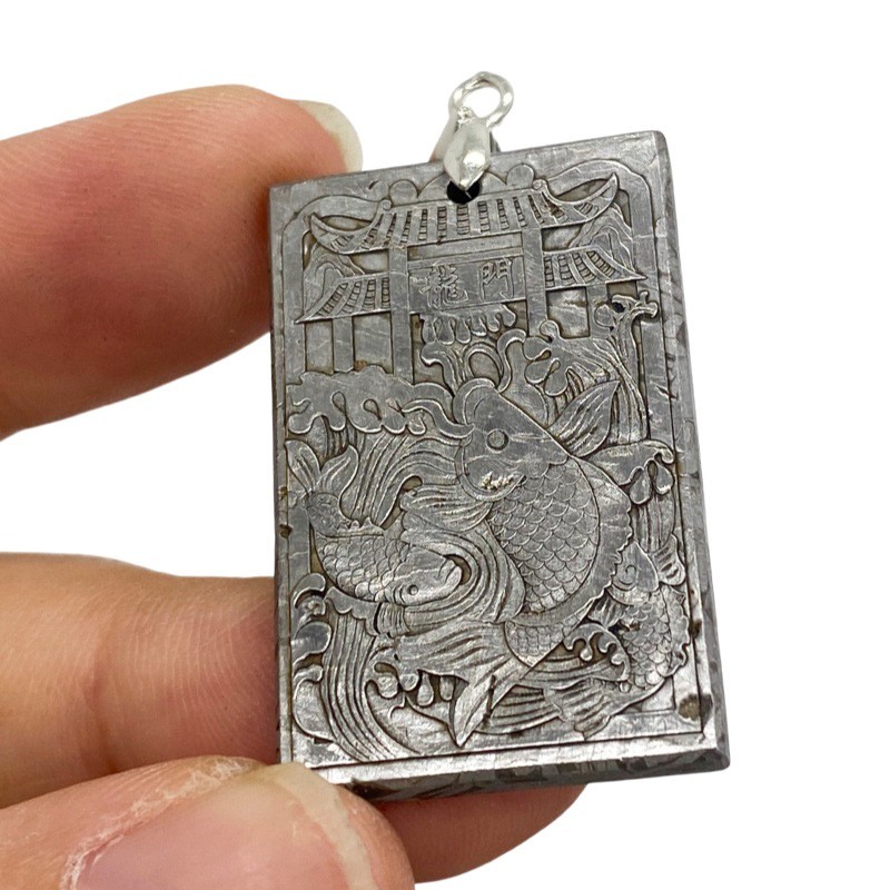Muonionalusta meteorite Necklace pendant Carving a carp leaping over the dragon Muonionalusta meteorite Necklace pendant Carving a carp leaping over the dragon