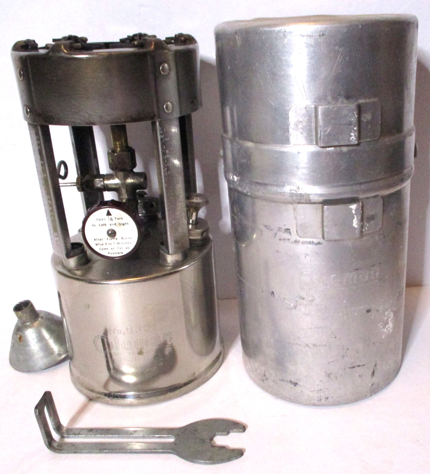 VINTAGE WWII ERA U.S. MILITARY COLEMAN A46 No. 530 GI CAMP COOK STOVE ~ PREPPER VINTAGE WWII ERA U.S. MILITARY COLEMAN A46 No. 530 GI CAMP COOK STOVE ~ PREPPER