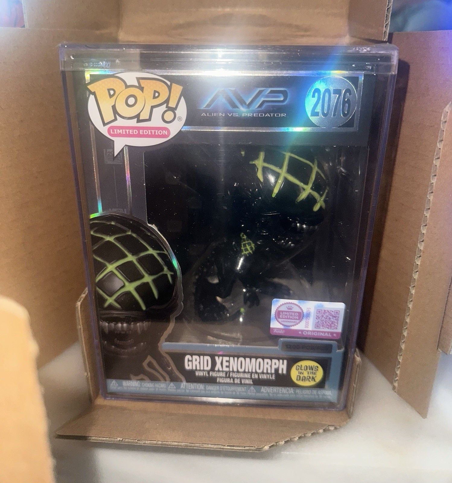 IN HAND Pop Grid Xenomorph (Glow) with Pop Protector LIMITED EDITION IN HAND IN HAND Pop Grid Xenomorph (Glow) with Pop Protector LIMITED EDITION IN HAND