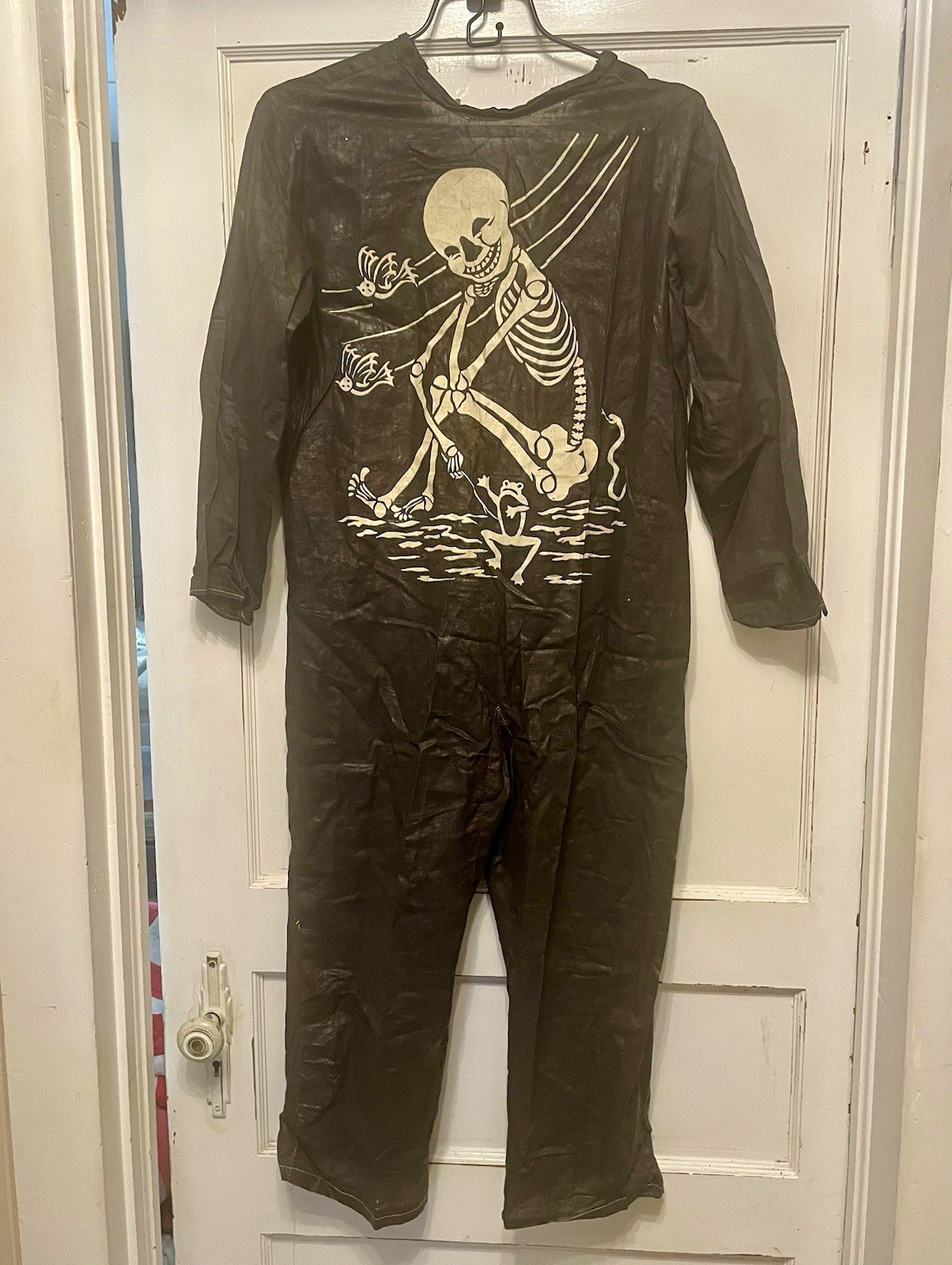 1940’s Vintage Child’s Skeleton Costume with Original Mask 1940’s Vintage Child’s Skeleton Costume with Original Mask