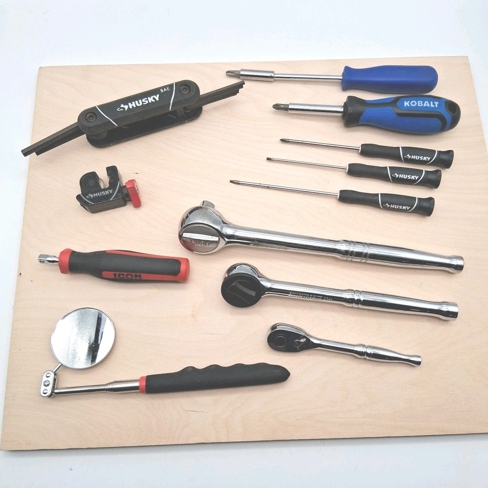 12 Pc. Hand Tool Lot All Size Ratchets Husky + Icon + Pittsburgh Good Shape H7 12 Pc. Hand Tool Lot All Size Ratchets Husky + Icon + Pittsburgh Good Shape H7