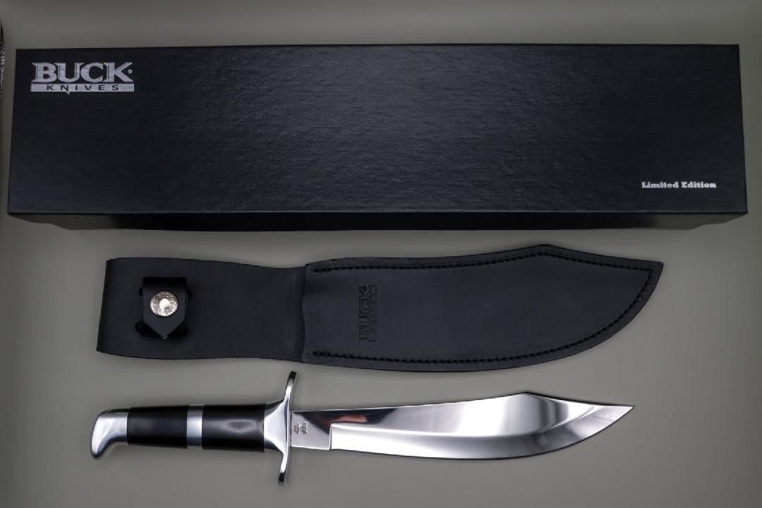 New 2002 Buck 901 Scimitar Bowie Custom Shop Limited Edition 93 of 100-B901-MT-0 New 2002 Buck 901 Scimitar Bowie Custom Shop Limited Edition 93 of 100-B901-MT-0