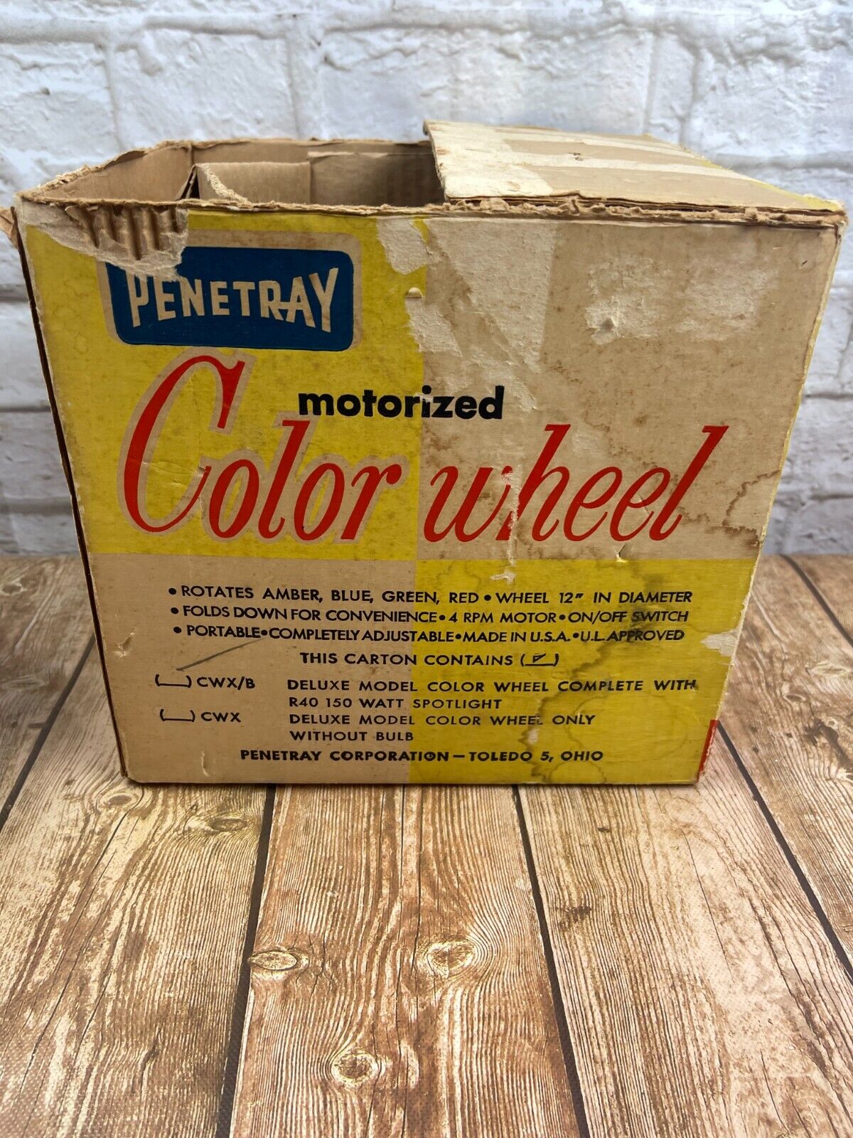 Vintage Motorized Penetray Color Wheel Christmas with box