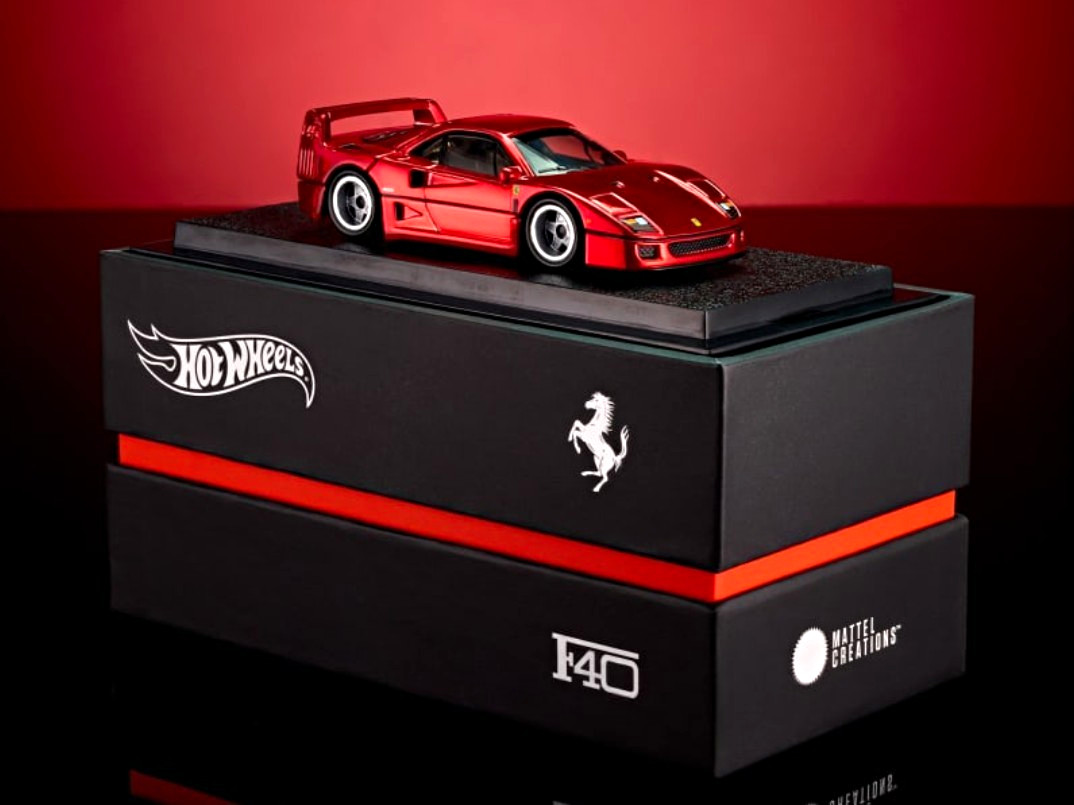 Hot Wheels RLC Ferrari F40 1:64 Diecast Model Car (New Unopened) Hot Wheels RLC Ferrari F40 1:64 Diecast Model Car (New Unopened)