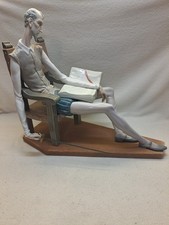 Vintage Circa 1970 LLadro #1030 Seated Don Quixote Reading on Platform Excellent picture