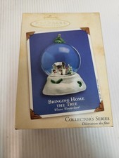 2002 BRINGING HOME THE TREE Winter Wonderland Hallmark Keepsake Ornament  w/card picture
