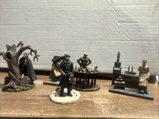 Hawthorne Village The Munsters Lot Of 5 Figure. picture