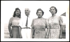 Family Group Portrait 1940s Snapshot Photograph Colonial Beach Americana picture