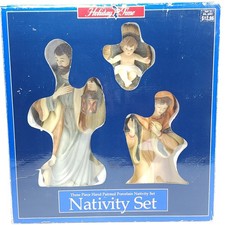 Vtg Holiday Time Three Piece Hand Painted Porcelain Nativity Set picture