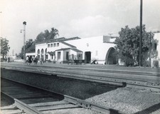 VINTAGE B&W RAILROAD PHOTO AT&SF SANTA FE RAILWAY depot Fullerton CALIFORNIA '66 picture