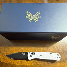 Benchmade 533BK-1 Mini Bugout S30V Drop Point Plain Axis Manual White/Black picture