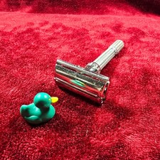 NICE Vintage 1965 4th Quarter (K-4) Gillette Slim Adjustable Razor (Item #126) picture