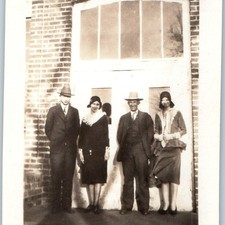 1930 Perry, OK Snapshot Photo Cole Rainey Abel Hedgcock Cloche Hat Fashion Mini picture