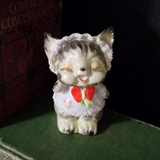 Adorable vintage kitty cat figurine kitten vase spaghetti trim gold eyelashes picture