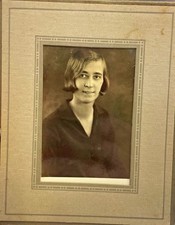 Original Vintage Cabinet Card 1920s Portrait Photograph of Young Woman picture
