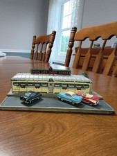 The  Danbury Mint Highland  Park Diner Classic American Diners Collectible 1993 picture