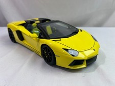 1/18 SCALE MODEL AUTOART Lamborghini Aventador Yellow *NO BOX picture