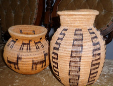 Two Vintage Rainforest Panamanian Weaved Baskets Set with Animals picture
