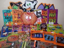 Halloween kid friendly decor-window cling-hangers-diecut-door cover (26 pc) NEW picture