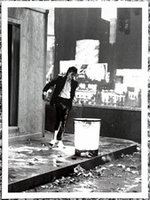 1983 Michael Jackson “The Billie Jean Music Video Shoot” Type 1 Original Photo picture