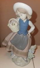 Lladro 'Sweet Scent' #5221 Porcelain Figurine, Made in Spain, 6 1/2