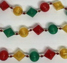 Vtg Plastic Jewel Kitsch Red Green Yellow Diamond Ribbed Shape 6'  Bead Garland picture
