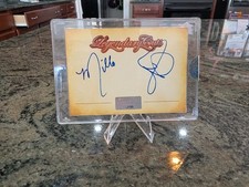 Milla Jovovich Signed Legendary Cuts Autograph Card Celebrity Authentics L3165 picture