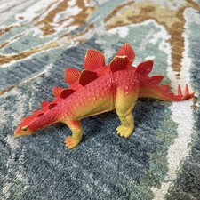 VINTAGE 1985 Imperial Dinosaur STEGOSAURUS Red and Yellow Plastic Figure picture