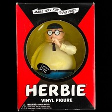 Dark Horse Deluxe Herbie the Fat Fury 700pc Limited Edition Vinyl Figure picture