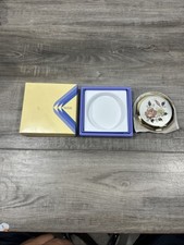 Vintage Nacon Mirror Compact Powder Gold Tone TOKYO JAPAN Rare picture