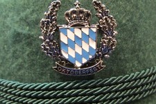 Bavarian Shield with Crown  & Garland  Oktoberfest Hat Pin picture