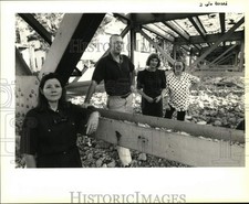 1994 Press Photo Coliseum Square Association members On Camp Street At On Ramp picture