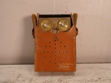 Vintage Zenith Royal 500 Portable AM / FM Transistor Radio ~ Works ~Owl Eyes picture