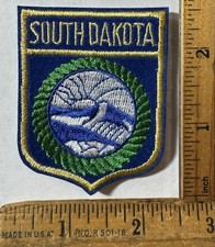 Vintage South Dakota Shield Flag Embroidered Iron On Felt Patch Travel Souvenir picture