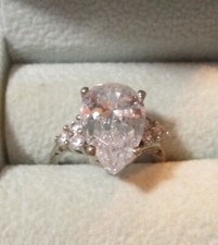 Vintage Designer STAUER DiamondAura French Pear RING   Original Presentation Box picture