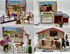Schleich Farm-House-Horses-PlaySets~Lot of 4 (Incomplete) picture