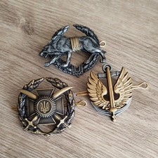 3 Pack Metallic Beret Badges of Ukraine Army. Pin Sign Army picture