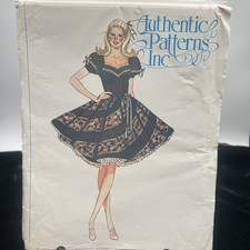 Authentic Patterns Inc Vintage Sewing Patten # 320 Multi Sized 6-10 Uncut picture