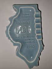 VINTAGE ORIGINAL FBI ASHTRAY MADE FOR THE LAKE COUNTY  ILLINOIS NATIONAL ACADEMY picture