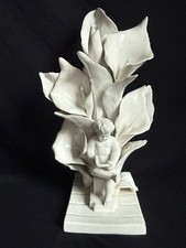 Ardalt Fiori Bianco Vtg White Porcelain Cherub Calla Lily Figurine Italy N. 5476 picture