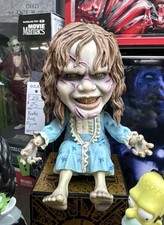 Mezco The Exorcist Regan 6